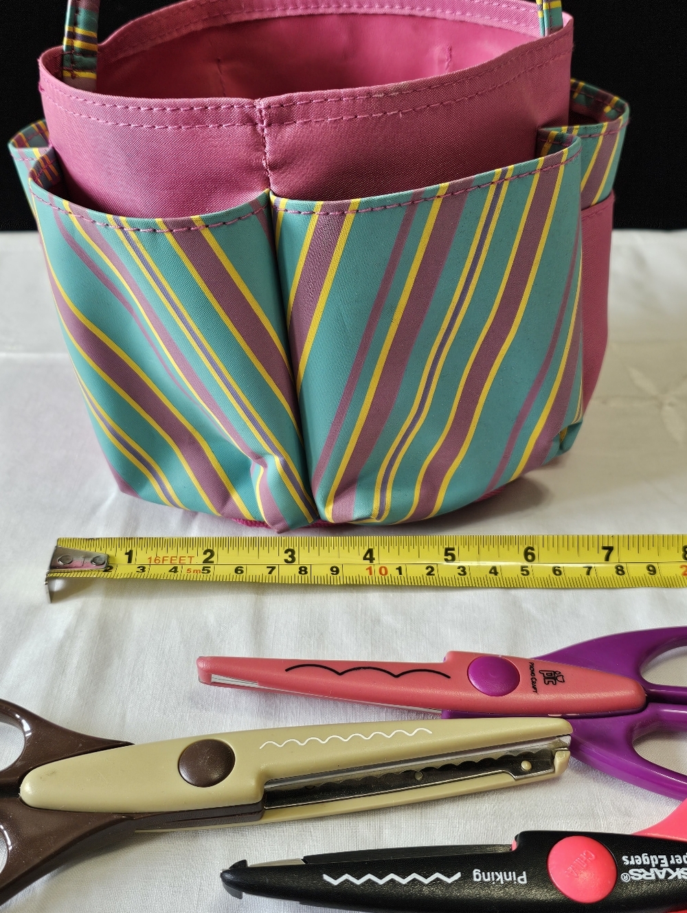 Craft Caddy with 12 Decorative Edge Scissors Set - Picture 5 of 9
